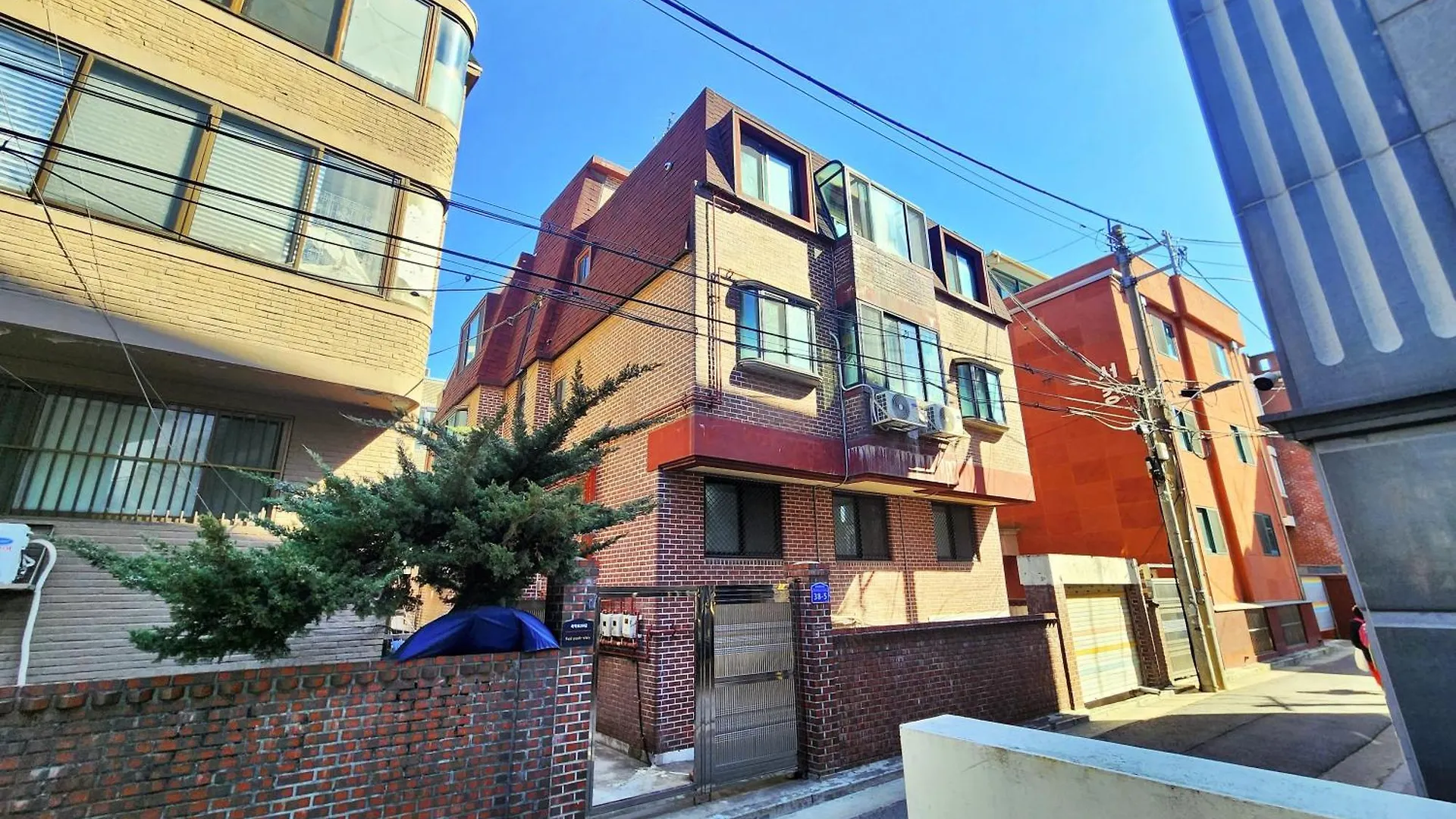 Apart-hotel Family Suite Near Hongdae & Seoul Station