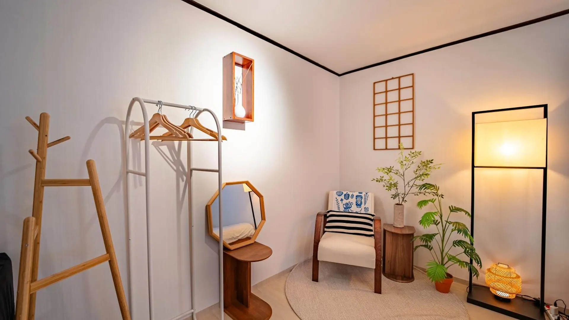 Family Suite Near Hongdae & Seoul Station